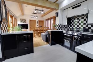 Open Plan Family Dining Kitchen